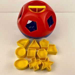 Tupperware Toys Shape O Ball Sorter w/10 shapes, vintage preschool educa…